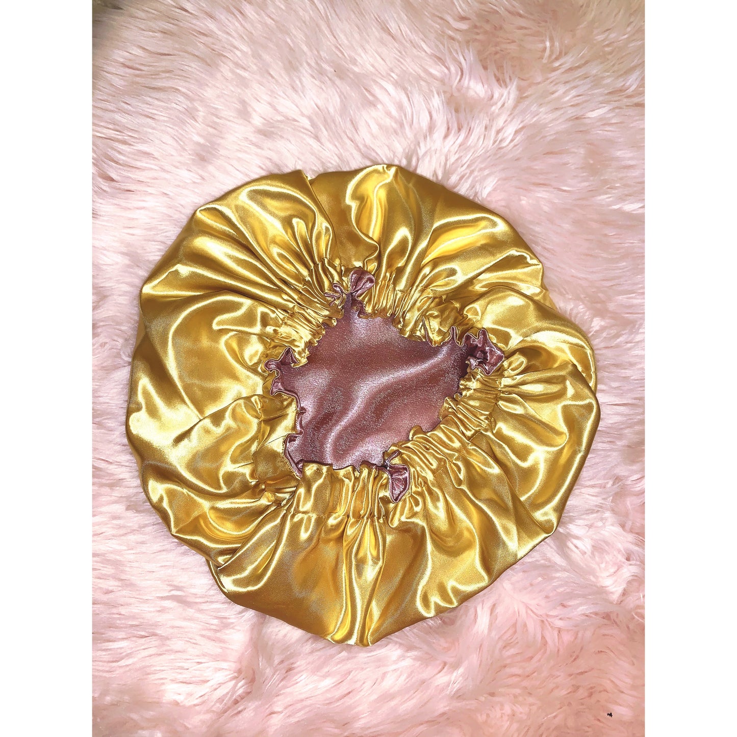 Reversible Satin Bonnet ADULT REGULAR SIZE.