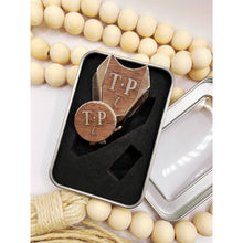 Load image into Gallery viewer, Golf Divot And Ball Marker Set.
