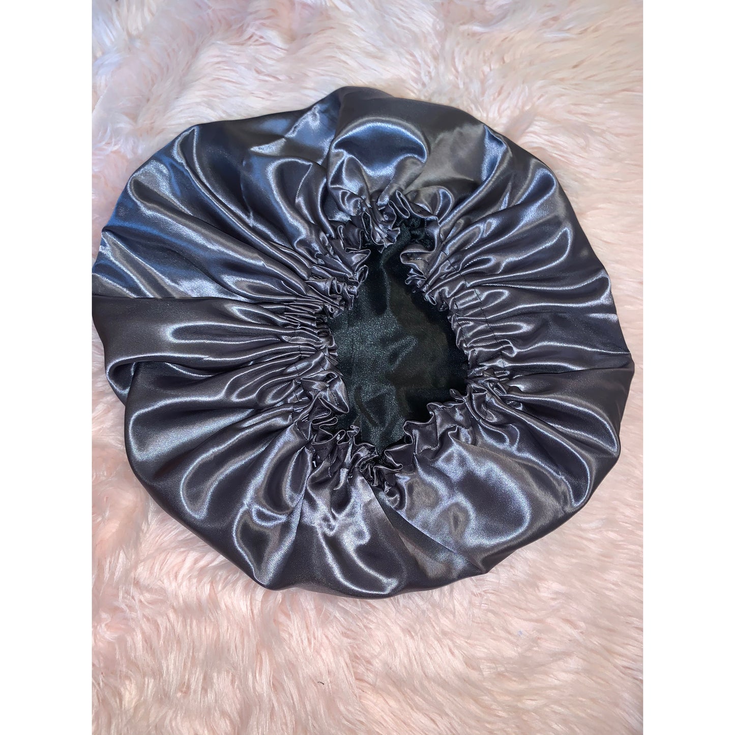 Reversible Satin Bonnet ADULT REGULAR SIZE.
