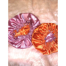 Load image into Gallery viewer, Newborn Reversible Satin Bonnet
