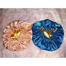 Load image into Gallery viewer, Newborn Reversible Satin Bonnet
