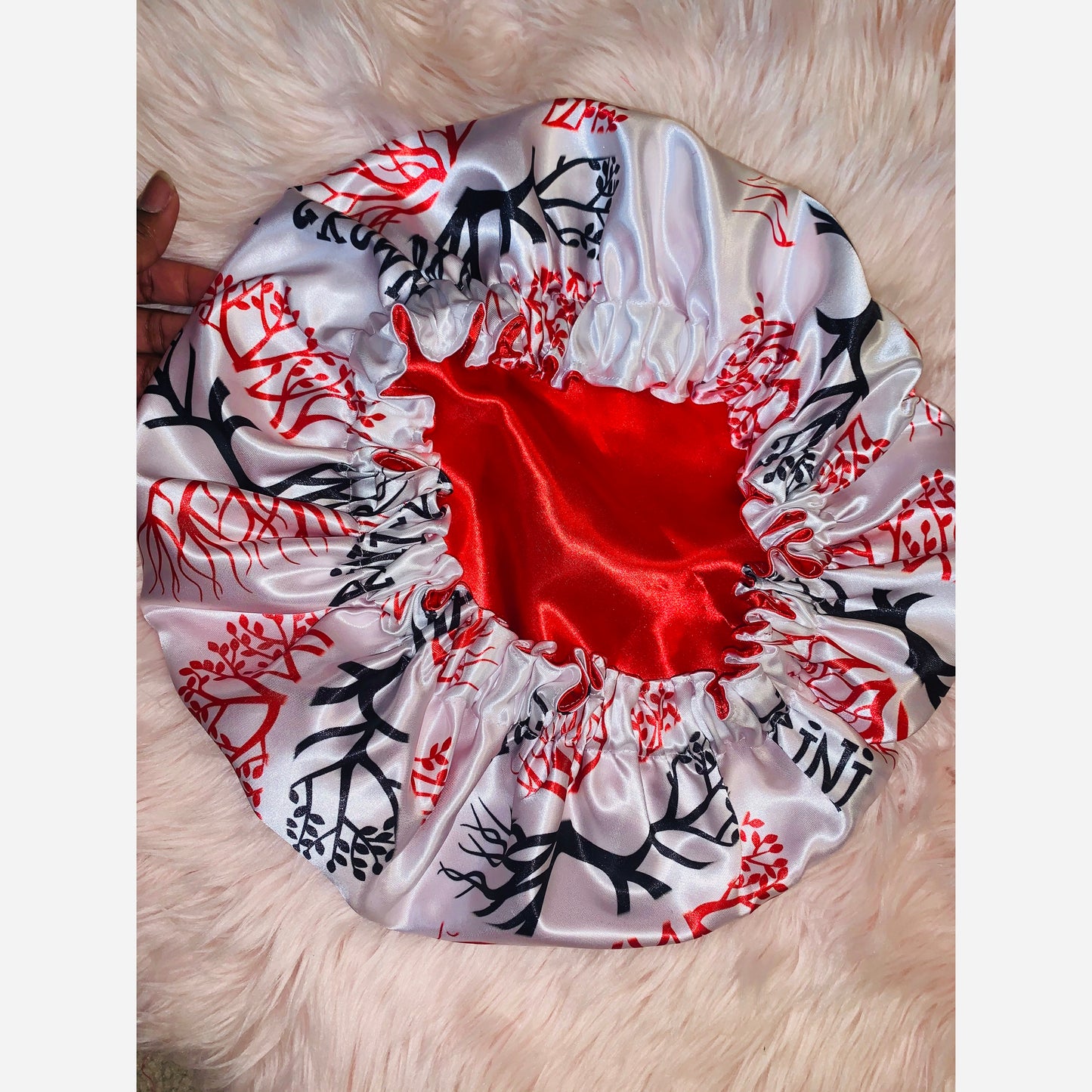 Reversible Satin bonnet TODDLER SIZE UP.