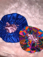Load image into Gallery viewer, Reversible Satin Bonnet TODDLER REG.
