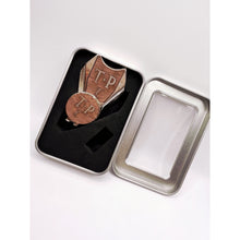 Load image into Gallery viewer, Golf Divot And Ball Marker Set.
