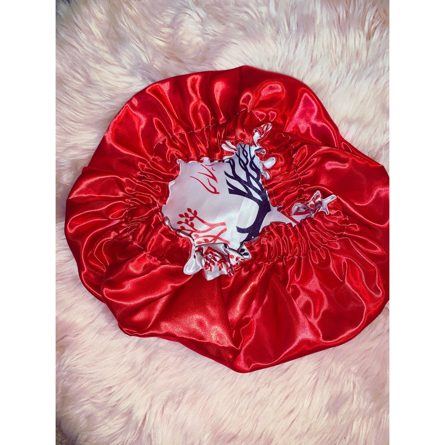Reversible Satin Bonnet ADULT REGULAR SIZE.