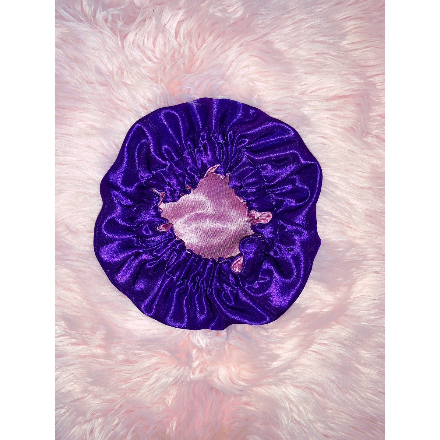 Reversible Satin Bonnet ADULT REGULAR SIZE.