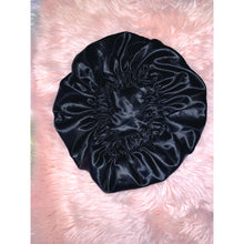 Load image into Gallery viewer, Reversible Satin Bonnet TODDLER REG.
