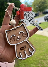 Load image into Gallery viewer, Custom Engraved Key Ornament
